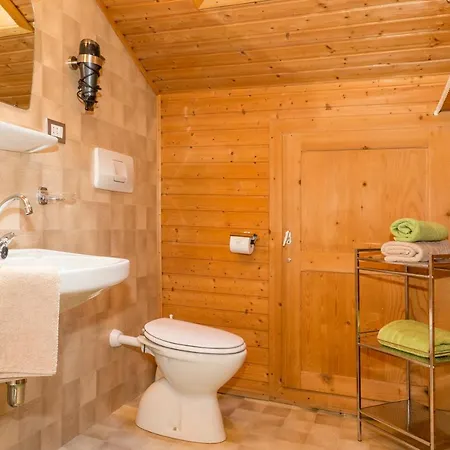 Lahnerhof Farm stay *